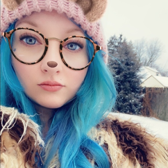 Meet your Posher, Antoinette - Picture 11 of 15